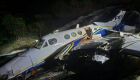 Populares tentam furtar pertences de Mar&iacute;lia Mendon&ccedil;a em avi&atilde;o