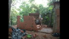 Prefeitura remove entulhos de construção irregular em Bonito