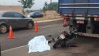 Motociclista morre após bater em traseira de carreta em MS