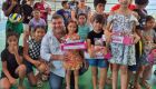 Prefeito entrega presentes de natal no Distrito Águas do Miranda