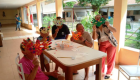CRAS promove oficinas de produção de máscaras de Carnaval com crianças, mulheres e idosos