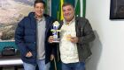 Prefeito recebe medalha da 1ª Meia Maratona Rotary Club de Bonito