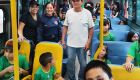 F&atilde; da Guarda Municipal, pequeno Edilei pede foto com equipe de seguran&ccedil;a de Bonito