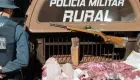 Homem &eacute; preso com carne de jacar&eacute; e javali, arma e muni&ccedil;&otilde;es na zona rural de MS
