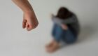 Mulher &eacute; agredida com socos e tem dentes quebrados pelo ex 