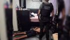 Cinco homens s&atilde;o presos e um segue foragido por sequestro e assassinato de brasileiro