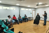 Workshop sobre técnicas de barbearia e designer de sobrancelhas capacita 12 pessoas em Bonito