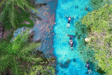 Mergulhe no Paraíso: Flutuação na Nascente Azul