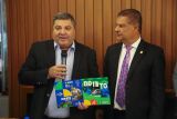 Prefeito Josmail Rodrigues convida senador Nelsinho Trad para o Bonito em Brasília