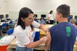 Estrat&eacute;gia Aluno Imunizado alcan&ccedil;a ades&atilde;o de 98,7% dos munic&iacute;pios e aplica mais de 30 mil doses