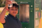 Pra&ccedil;a da R&aacute;dio recebe novo bebedouro para a popula&ccedil;&atilde;o e seus pets