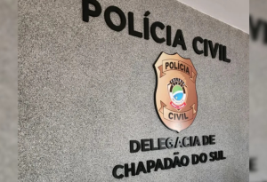 Padrasto é levado à delegacia suspeito de mostrar partes íntimas para enteado em MS