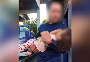 Criança é salva por equipe da GCM durante crise convulsiva 