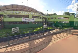 Adolescente de 12 anos é pego com vape na escola, mãe é acionada e diz que 'não está nem aí' 