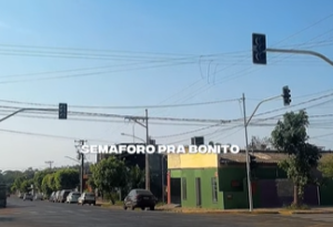 Novo semáforo começa a funcionar nesta terça-feira no cruzamento das ruas 29 de Maio e das Flores