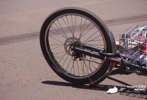 Homem morre ao cair de bicicleta durante aposta 