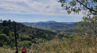 Com este cenário, mais de 300 atletas (homens e mulheres) vão explorar a serra em busca de pontuação e paz interior. Fotos: Divulgação