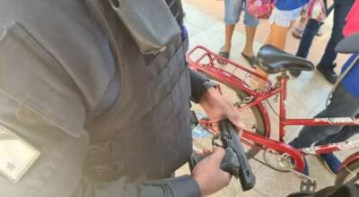 Simulacro foi recolhido pela polícia - Crédito: Rádio Caçula