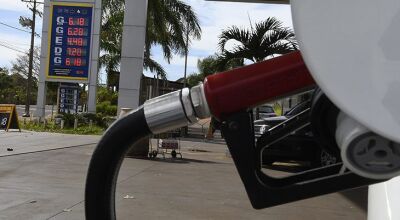 Governo de MS anuncia redução do ICMS da gasolina, álcool, telecomunicações e energia para 17%