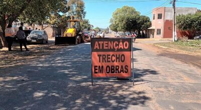 Atenção motoristas: trecho da rua das Flores, em Bonito, está em obras 