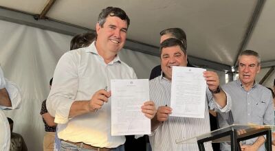 Governador e Prefeito assinam convênio para pavimentação da Cohab em Bonito