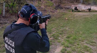 Polícia Militar realiza capacitação para manuseio da Pistola Beretta APX em Bonito  