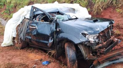 Caminhonete capota e deixa duas pessoas feridas em rodovia de MS