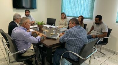 O encontro foi realizado ontem