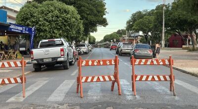 Prefeitura de Bonito fecha ruas para montagem do palco do Réveillon 2024