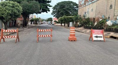 Trecho da Rua das Flores  está fechada nesta terça-feira em Bonito