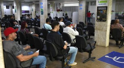 Segunda-feira abre a semana com 5,4 mil vagas de emprego oferecidas na Fundação do Trabalho