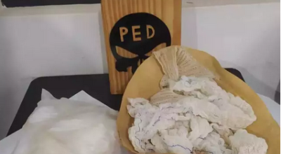 'Grávida' tenta entrar em presídio com cocaína escondida em barriga falsa em MS