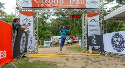 Brunão Ajala, com humildade e sorriso no rosto, vem se destacando no Trail Running em Bonito MS. 