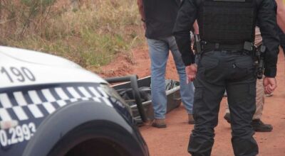 Moradores encontram cadáver em estrada vicinal e acionam a Polícia 