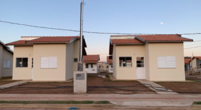 Prefeitura entrega 23 casas para famílias que vivem em áreas de risco nesta sexta-feira