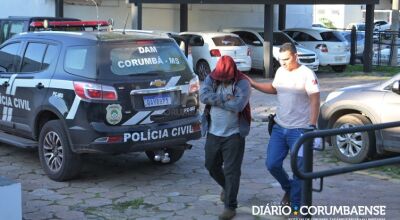 Genro que decepou nariz da sogra com facão se entrega à polícia em MS