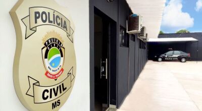 Homem que se passava por policial para marcar encontros amorosos é preso