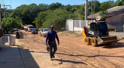 Mutirão de Limpeza e patrolamento das ruas no Distrito Águas do Miranda