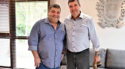 Prefeito de Bonito se reúne com governador Eduardo Riedel