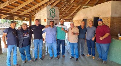 Prefeito participa da grande final do Truco da 33ª Festa do Peão de Boiadeiro
