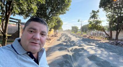 Prefeito acompanha manutenção em via central de Bonito e reforça compromisso com infraestrutura