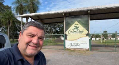 Josmail visita maior frigorífico de jacaré do mundo, a Caimasul