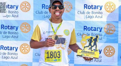 Frentista e atleta: Bruno Ajala, talento bonitense, corre os 42km da Maratona de Campo Grande"