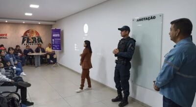 Pol&iacute;cia Militar em Bodoquena: Agosto Lil&aacute;s une for&ccedil;as em palestra sobre viol&ecirc;ncia dom&eacute;stica