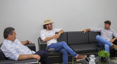 Josmail participa de reuni&atilde;o na Assomasul sobre a organiza&ccedil;&atilde;o do 3&ordm; Congresso dos Munic&iacute;pios
