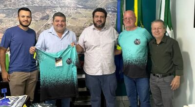 Prefeito de Bonito recebe vereador e representantes da Associa&ccedil;&atilde;o Bonitense de Ciclismo