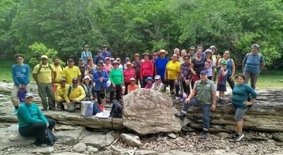 Idosos de Bonito participam de atividade no Parque Nacional da Serra da Bodoquena