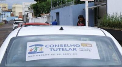Crian&ccedil;a chega &agrave; escola com ferimentos e pai &eacute; preso por maus-tratos em MS