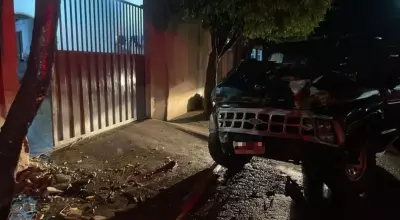 Homem furta caminhonete, provoca sequ&ecirc;ncia de acidentes e acaba preso  