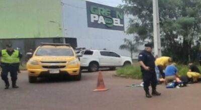 Trabalhador cai de caminh&atilde;o durante instala&ccedil;&atilde;o de postes 